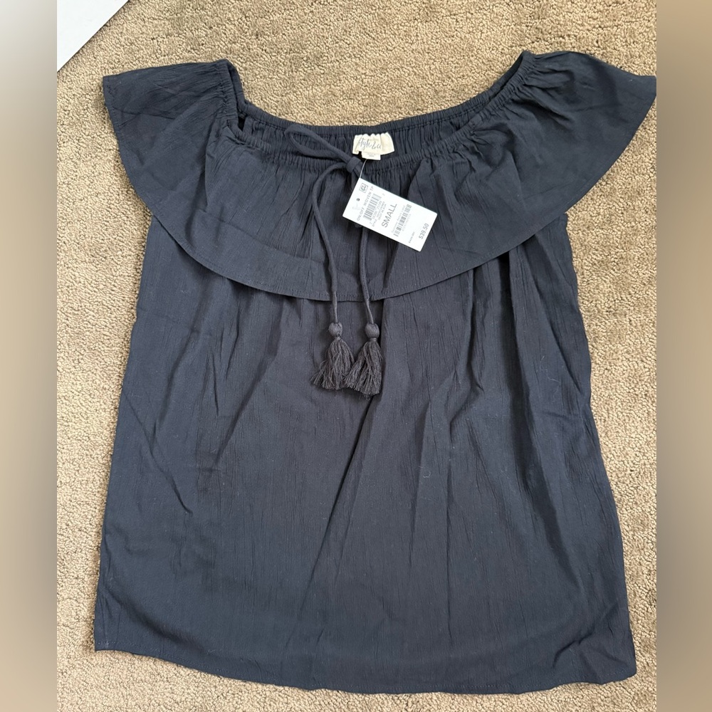 New Style & Co small Black Off the Shoulder shirt 
Women’s flowy top ruffle